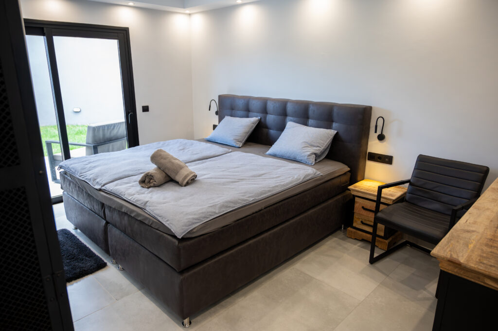 Bedroom with king-size bed