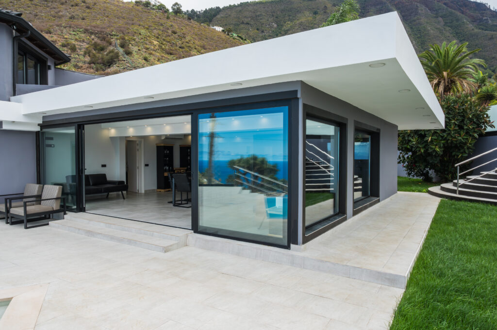 Villa Crone main house with glass front