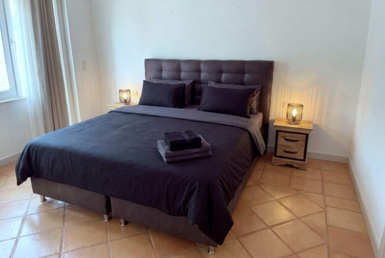 Villa Crone La Matanza – Camera da letto 3 con letto king-size