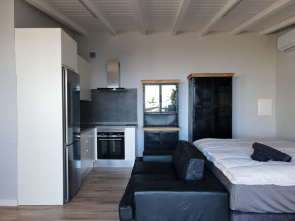 Apartamento II: habitación de concepto abierto